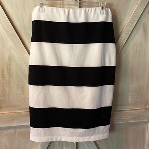 Jennifer Lopez skirt. Black and white stripe. Elastic waist.